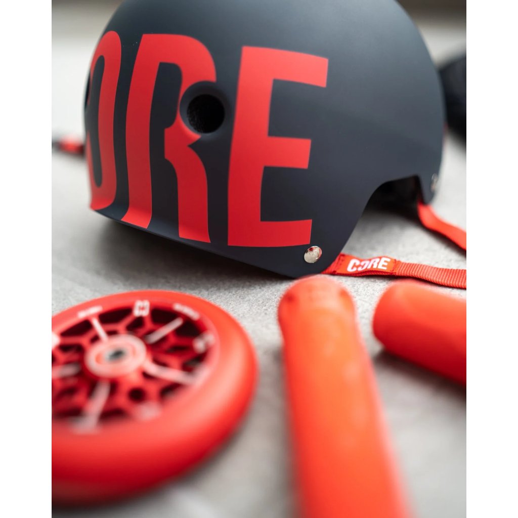 CORE - Street Helmet - Black/Red - helma na freestyle koloběžku